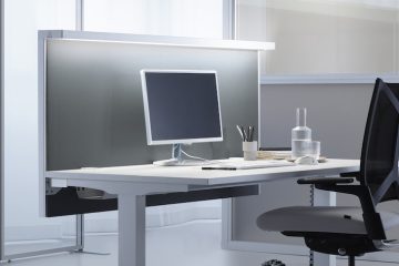Decato Modul mit der AWL Leuchte für eine bessere Beleuchtung am Arbeitsplatz