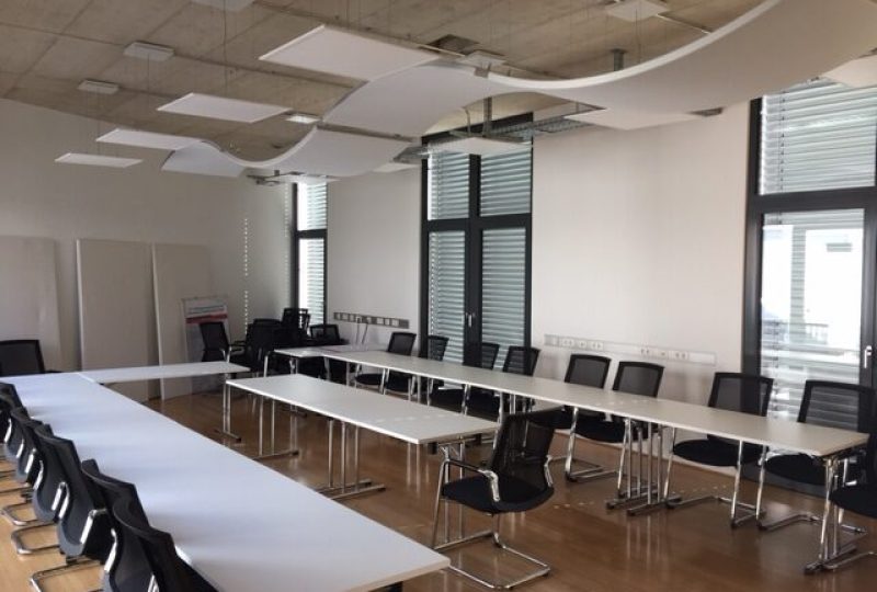 Akustiklösungen für produktive Konferenzräume